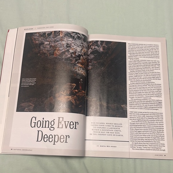 National Geographic Magazine June 2022 The Power of Touch - Picture 13 of 16